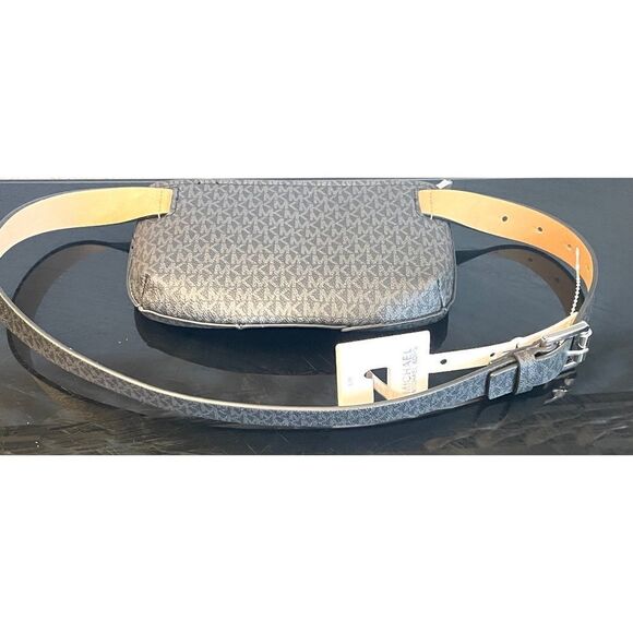 New Michael Kors Fanny Pack Logo Waist Belt Bag Brown Top Zip Closure S/M - Picture 5 of 9